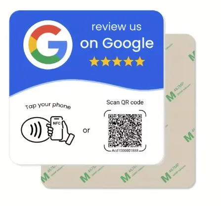 מדבקת NFC לבנה לביקורות גוגל מוצמדת לדלפק עסק